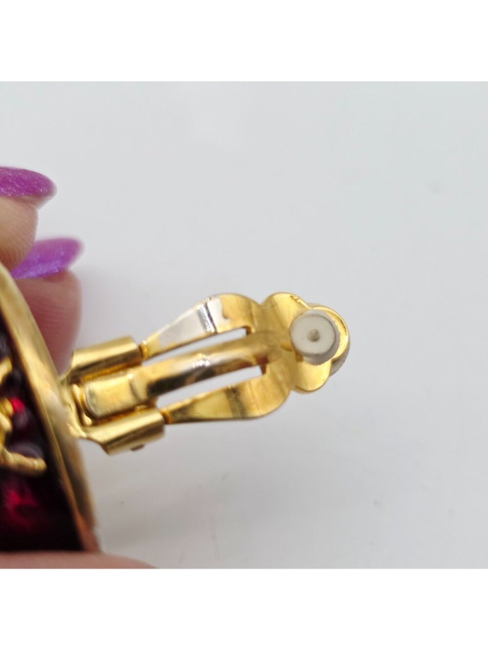 Vintage Red & Gold Enamel Clip-On Earrings With Lattice Design Round Dome Style - Picture 7 of 7